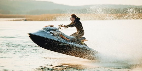 Екстрим на гідроциклі